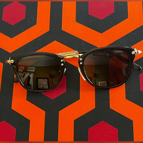 DIFF Rue Sunglasses - Picture 2 of 5